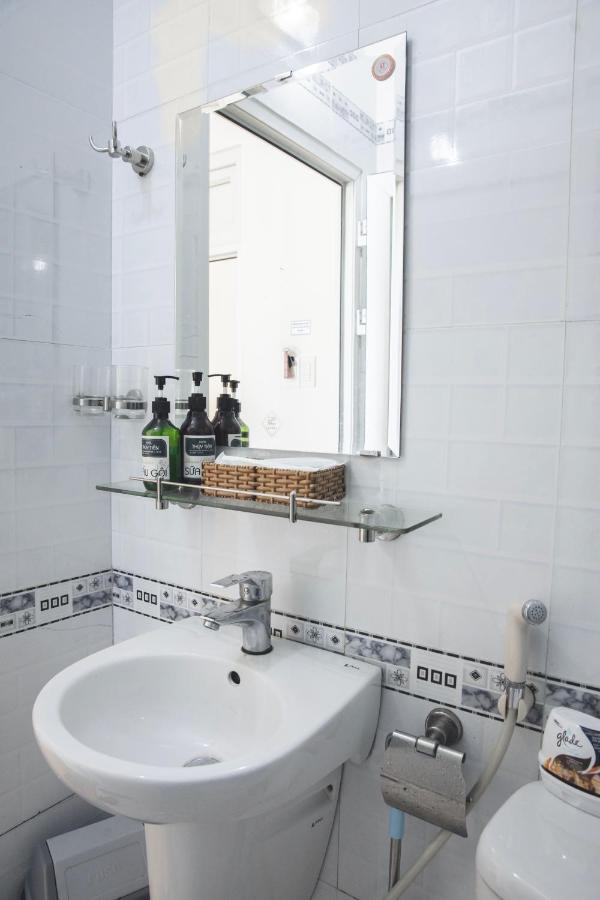 Khach San Thuy Tien Hotel Да Лат Екстериор снимка
